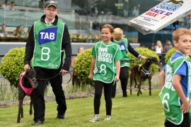 VIDEO: Sandown’s Easter Thursday a Money-Can’t-Buy Experience