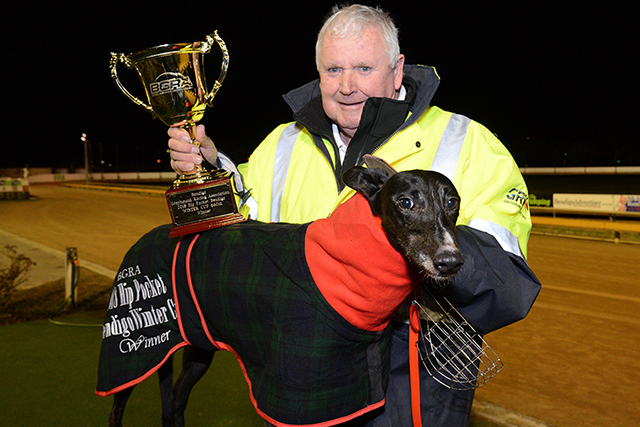 I’m A Princess with trainer Ray Drew after winning the $10K to-the-winner Hip Pocket Bendigo Go Distance Racing Winter Cup (660m)