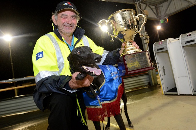 Geoff Scott-Smith with Dundee Osprey after their 2016 Group 1 Sale Cup win.